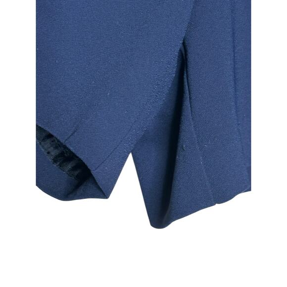 Trina Turk blue front bow high rise dress shorts size 8 - Picture 8 of 8